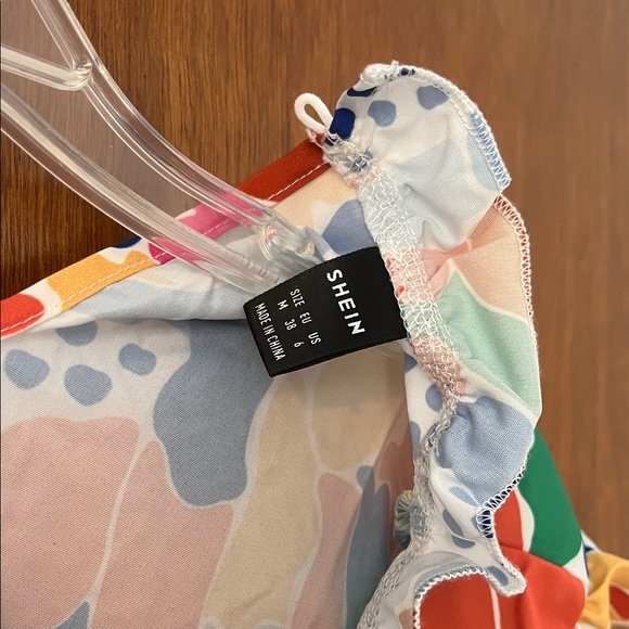 SHEIN Multicolor Abstract Ruffle Top - Picture 2 of 3